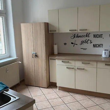 Apartman Moderne Nahe Bahnhof Und Dem Goitzschesee *