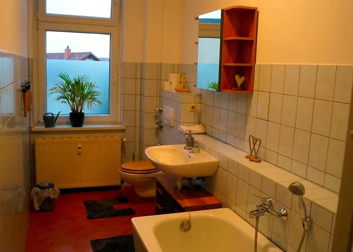 Moderne Nahe Bahnhof Und Dem Goitzschesee Bitterfeld-Wolfen